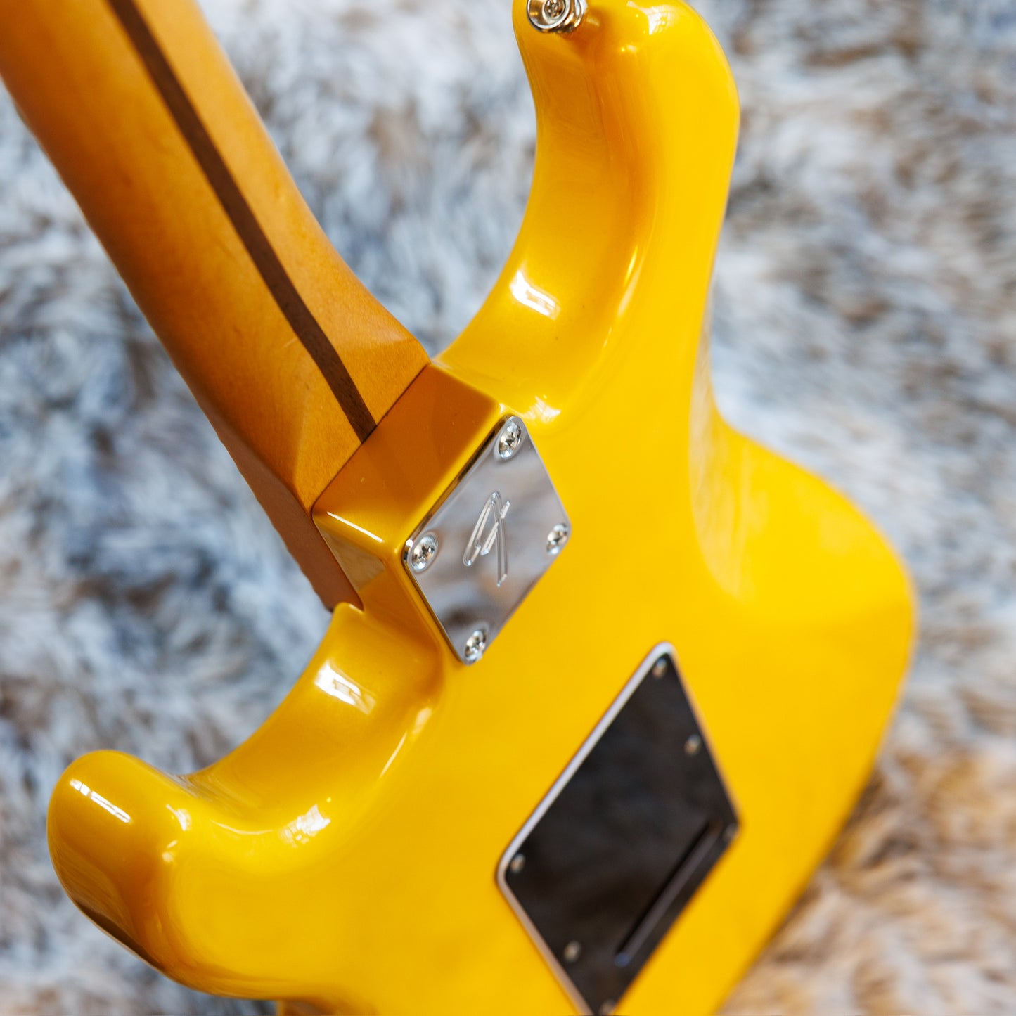 Fender Player II Modified Stratocaster with Maple Fretboard 2025 - Present - Sunshine Yellow