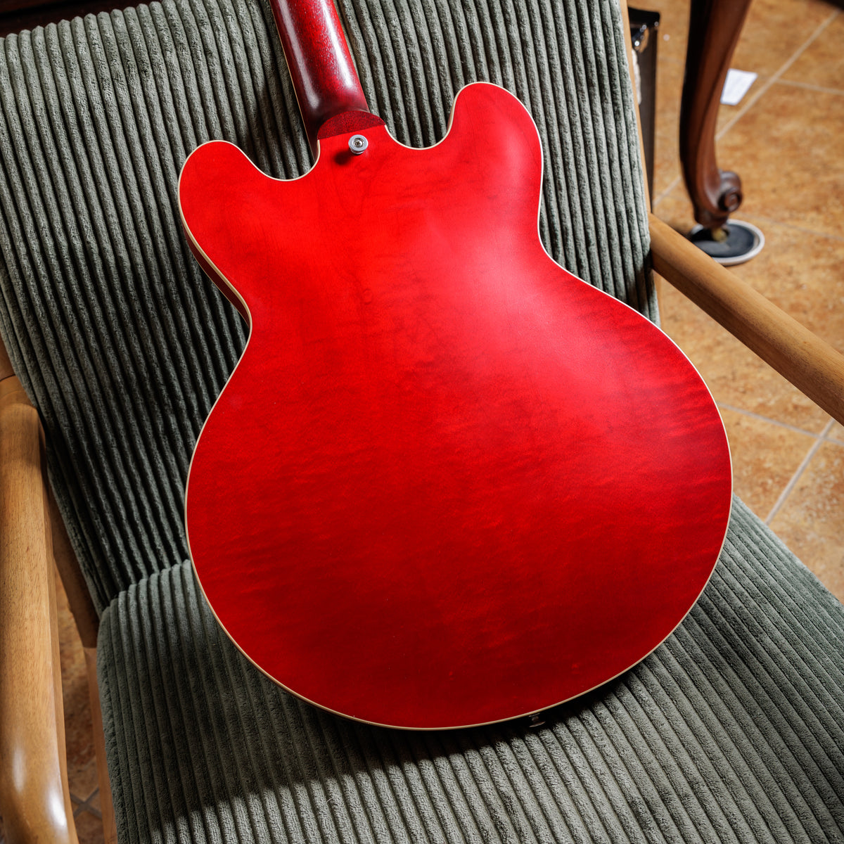 Gibson Modern Collection ES-335 Satin 2022 - Satin Cherry
