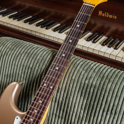 Fender American Vintage II '65 Stratocaster 2025 - Present - Shoreline Gold