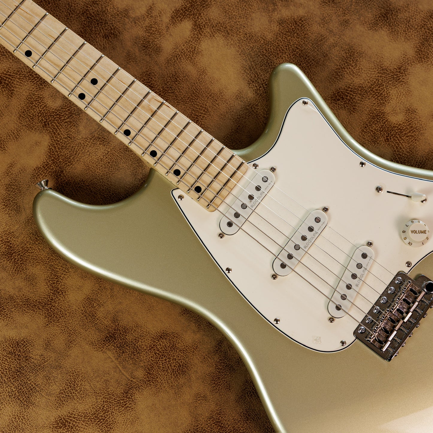 John Page Classic Ashburn 2010s - Inca Silver