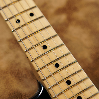 Fender Eric Clapton Artist Series Stratocaster with Vintage Noiseless Pickups 2001 - Present - Black