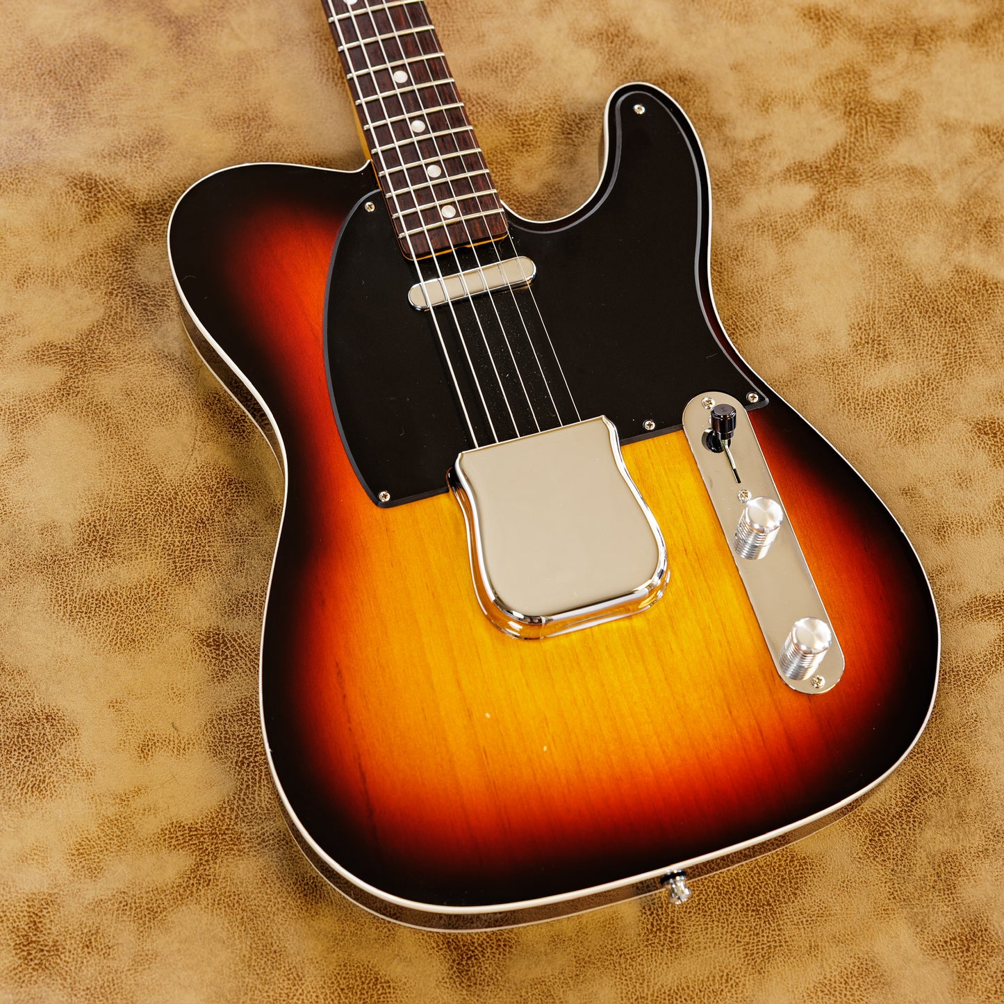 Fender American Original '60s Telecaster with Rosewood Fretboard 2018 - 2022 - 3-Color Sunburst