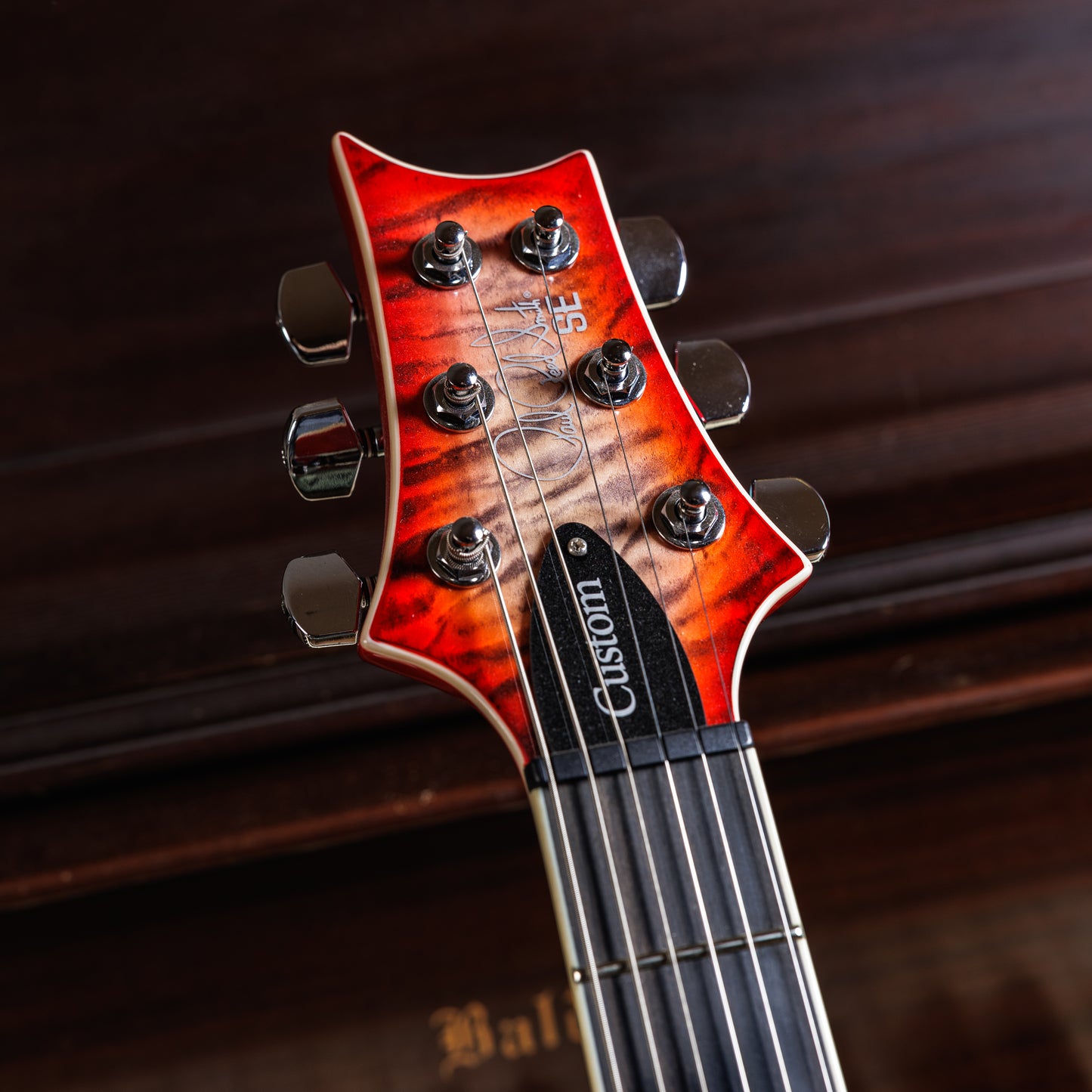 PRS SE Custom 24-08 Quilt 2025 - Present - Charcoal Cherry Burst