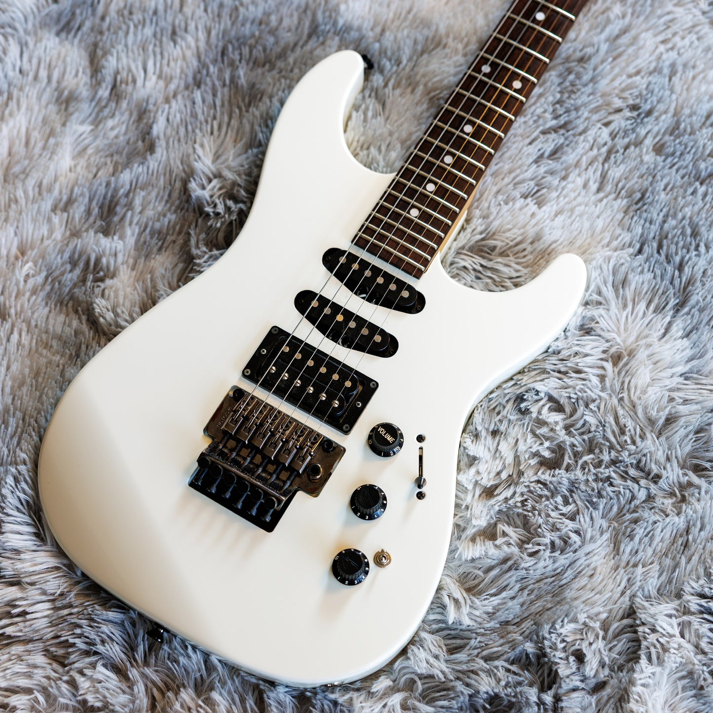 RARE Fender Limited Edition HM Strat Reissue 2020 - Bright White