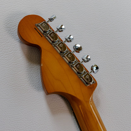 Fender 70th Anniversary Vintera II Stratocaster 2024 - Antigua