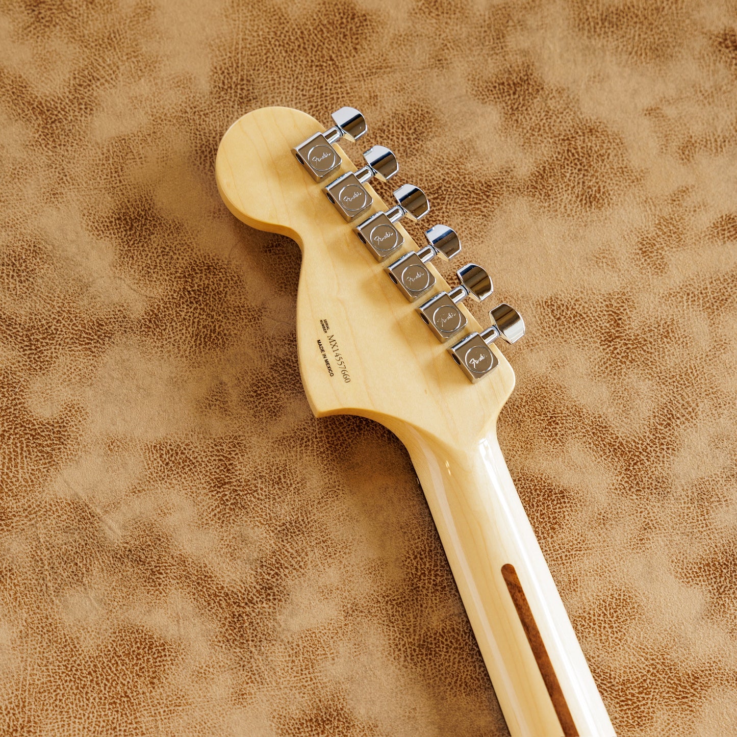 Minty Fender Deluxe Roadhouse Stratocaster with Rosewood Fretboard 2014 - 2015 - Sonic Blue