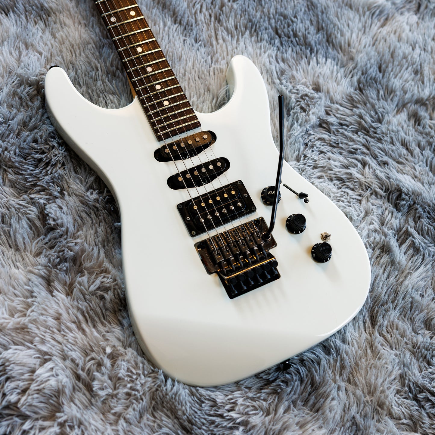 RARE Fender Limited Edition HM Strat Reissue 2020 - Bright White