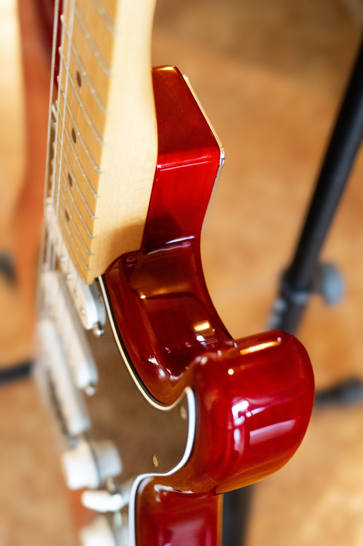 Fender Player Stratocaster Plus Top with Maple Fretboard 2019 Aged Cherry Burst