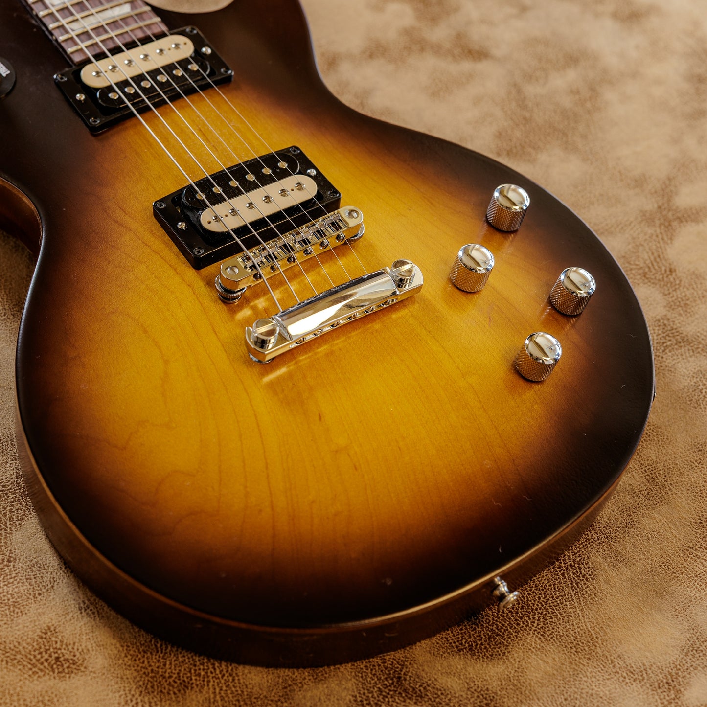 Gibson Les Paul Future Tribute with Min-ETune Robot Tuners 2013 - Vintage Sunburst