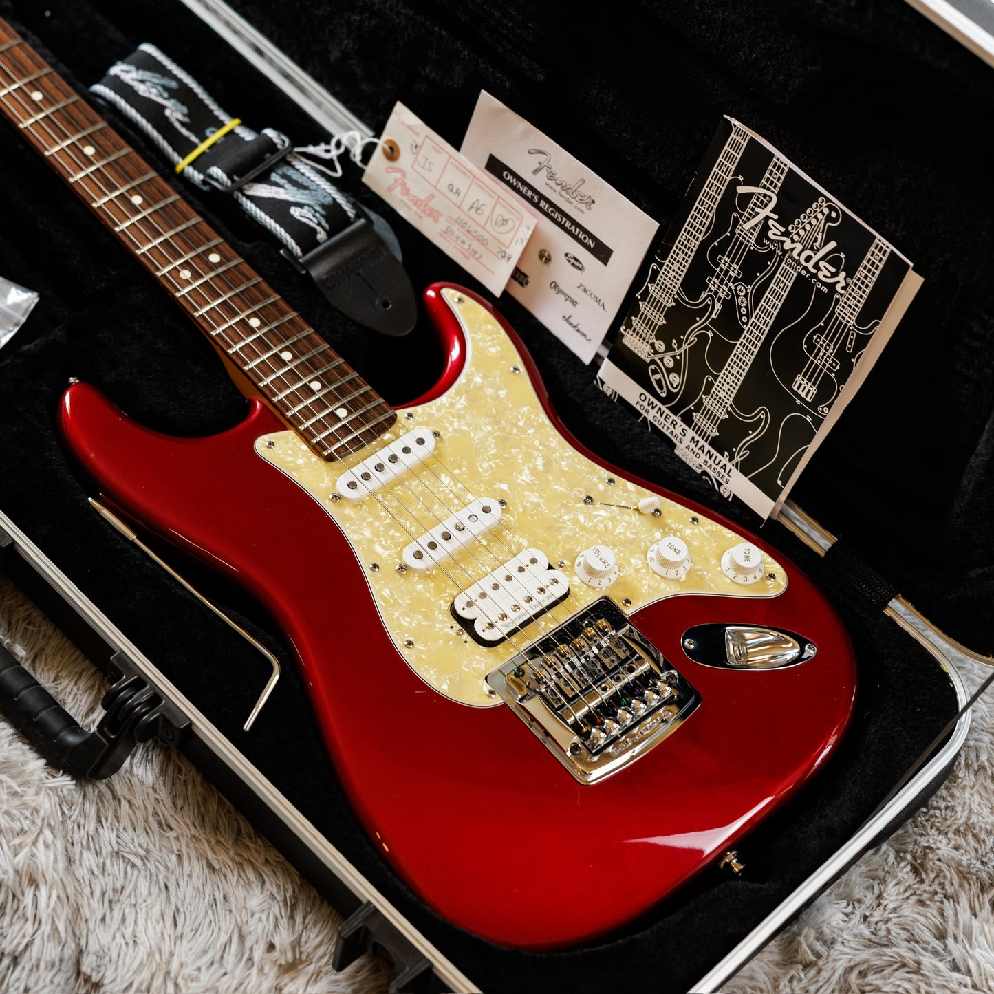 RARE Fender American Floyd Rose Classic Stratocaster Special HSS with Rosewood Fretboard 1999 - 2003 - Candy Apple Red