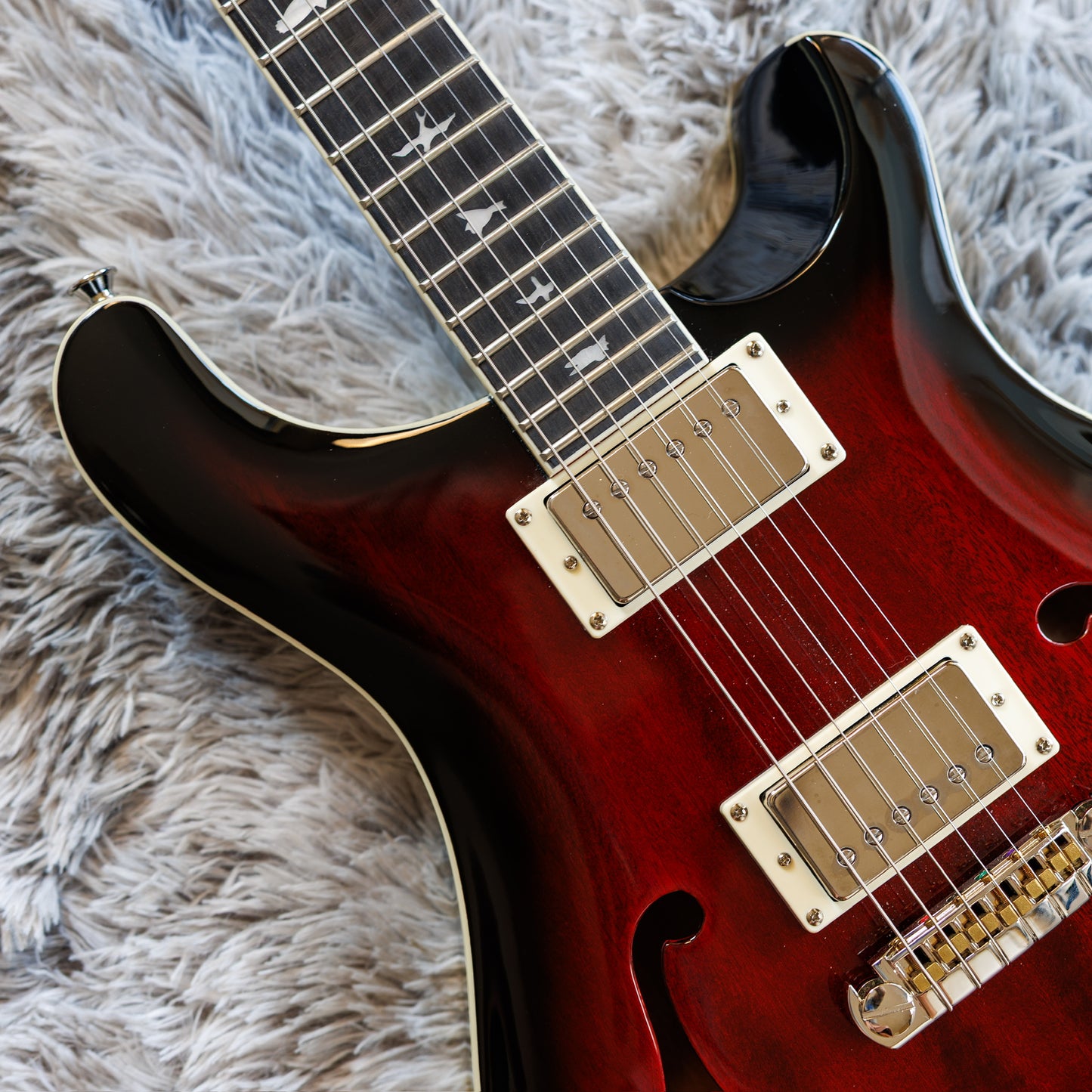 Stunning PRS SE Hollowbody Standard 2020 - 2024 - Fire Red Burst