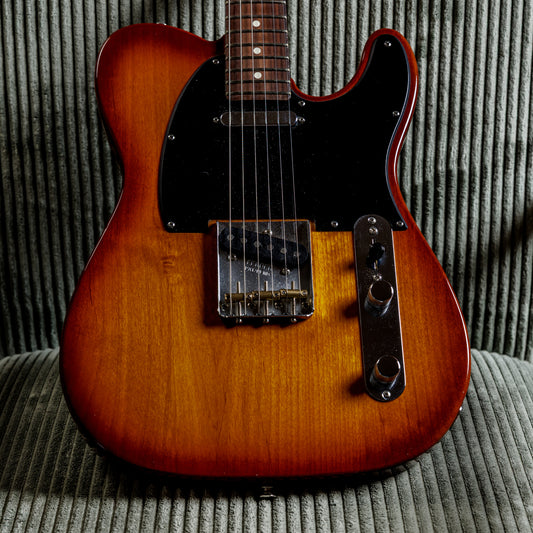 Fender American Performer Telecaster with Rosewood Fretboard 2018 - Present - Honeyburst