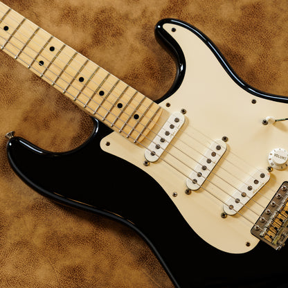 Fender Eric Clapton Artist Series Stratocaster with Vintage Noiseless Pickups 2001 - Present - Black