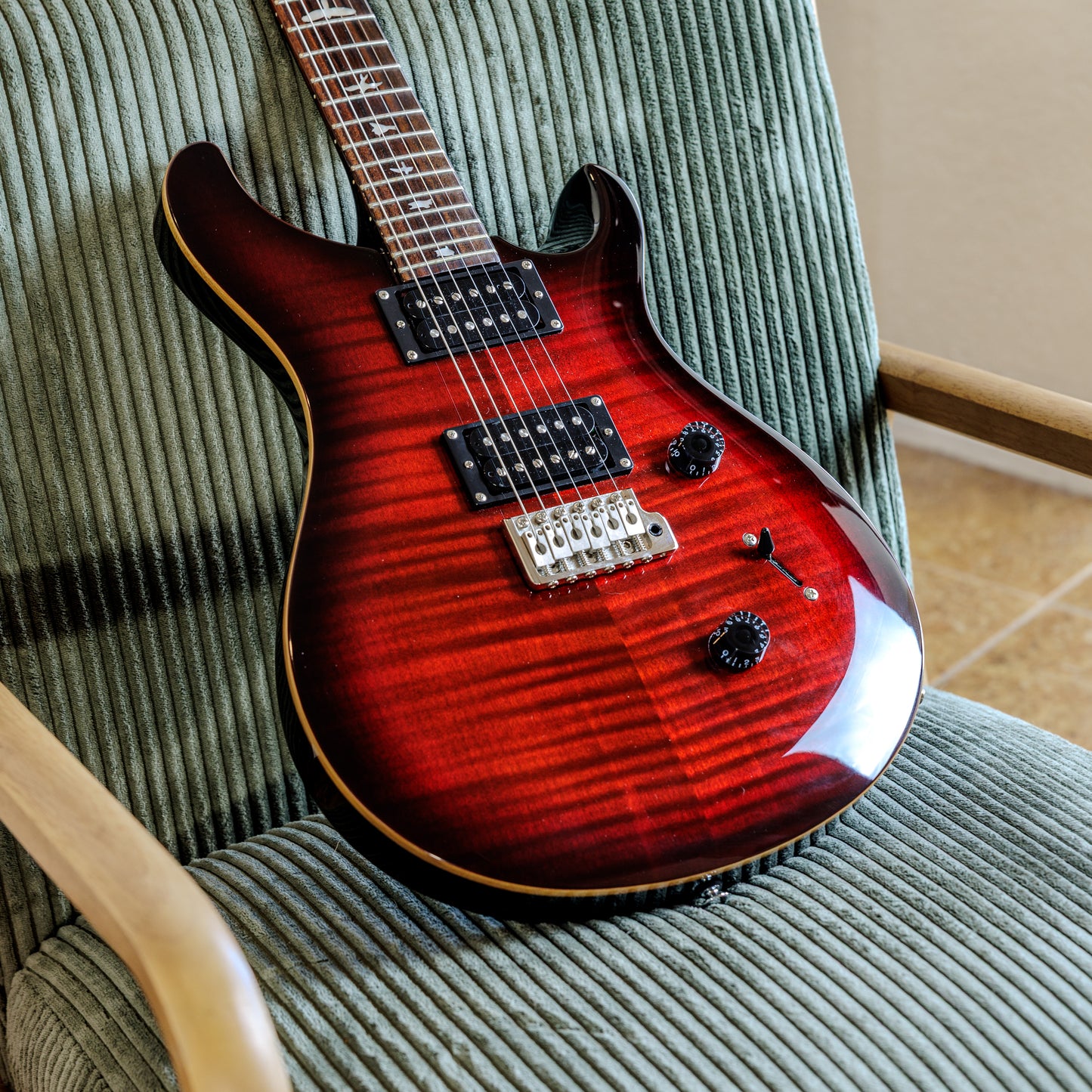 PRS SE Custom 24 2018 - 2019 - Fire Red Burst