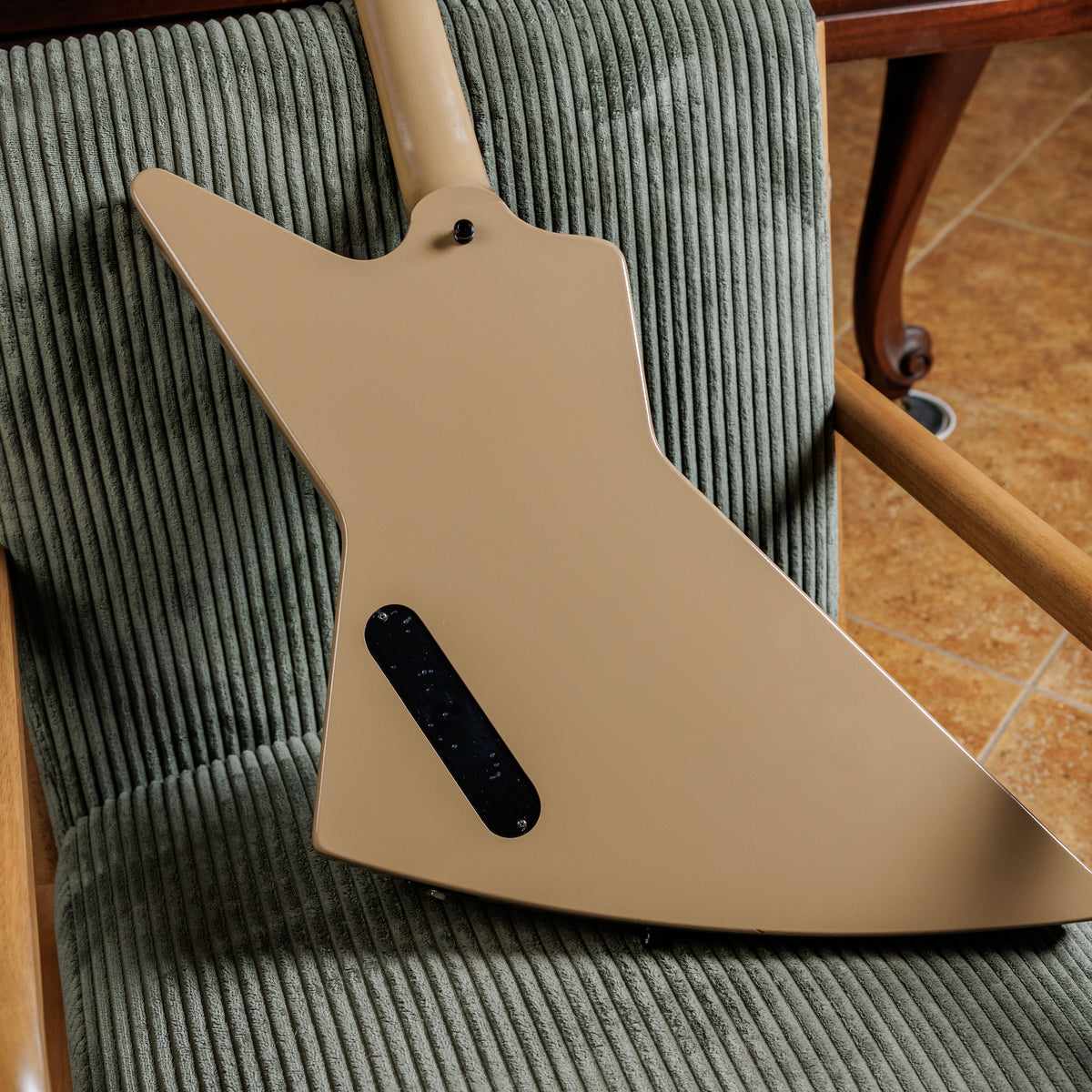 Gibson Government Series Explorer II 2013 - Tan