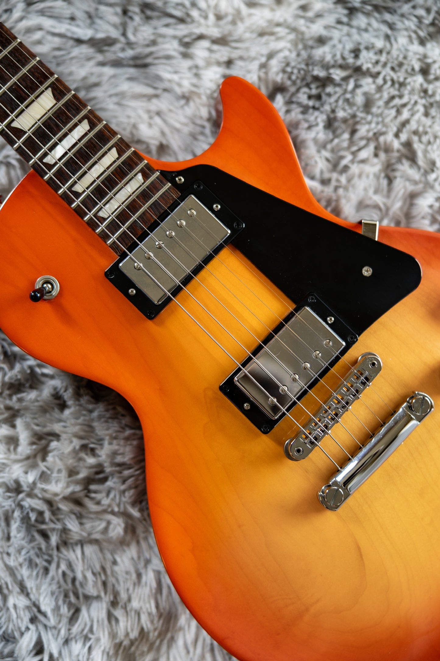 STUNNING Gibson Les Paul Studio without Fretboard Binding 2019 - 2024 - Tangerine Burst