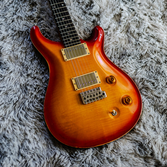 PRS CE 22 Maple Top Tremolo 1994 - 2004 - Cherry Sunburst