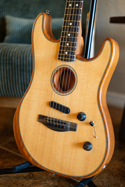 Fender American Acoustasonic Stratocaster 2020 - Present - Natural