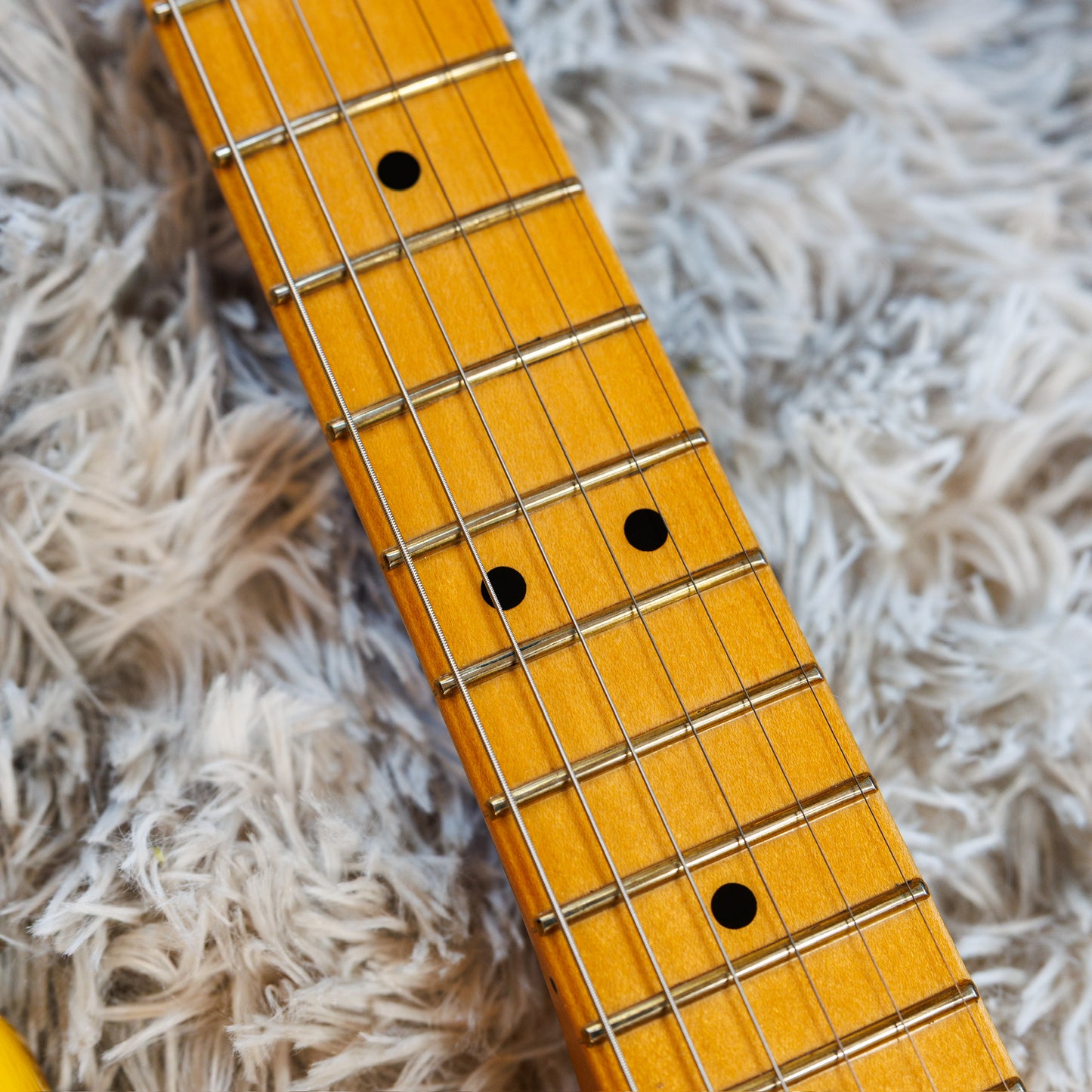 Fender Player II Modified Stratocaster with Maple Fretboard 2025 - Present - Sunshine Yellow