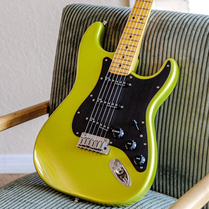 Fender American Ultra II Stratocaster with Maple Fretboard 2024 - Present - Solar Flare