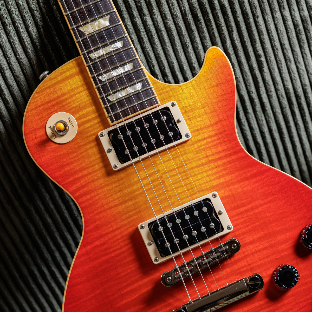 Gibson Guitar Of The Week #2 Les Paul Classic Antique 2007 - Fireburst