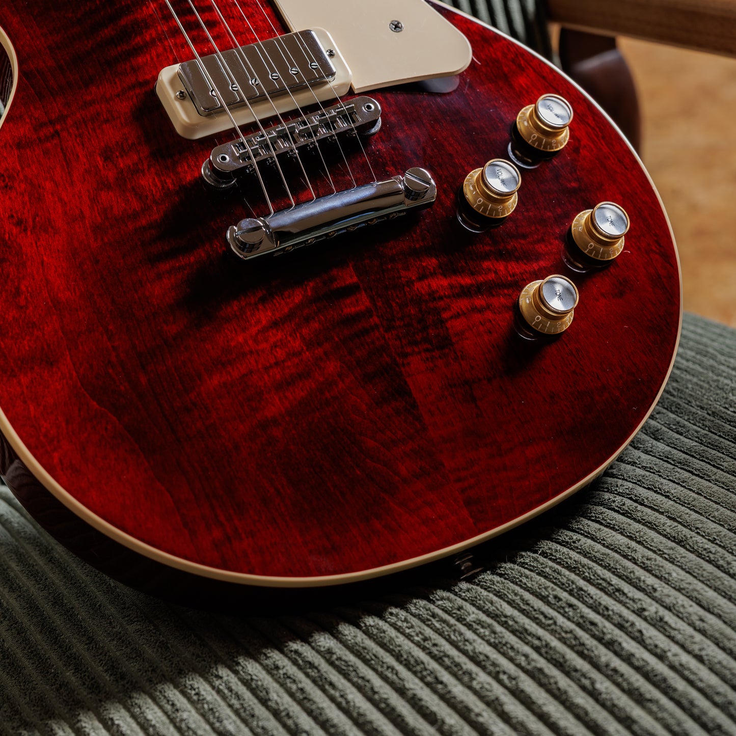 Gibson Les Paul '70s Deluxe 2023 - Wine Red