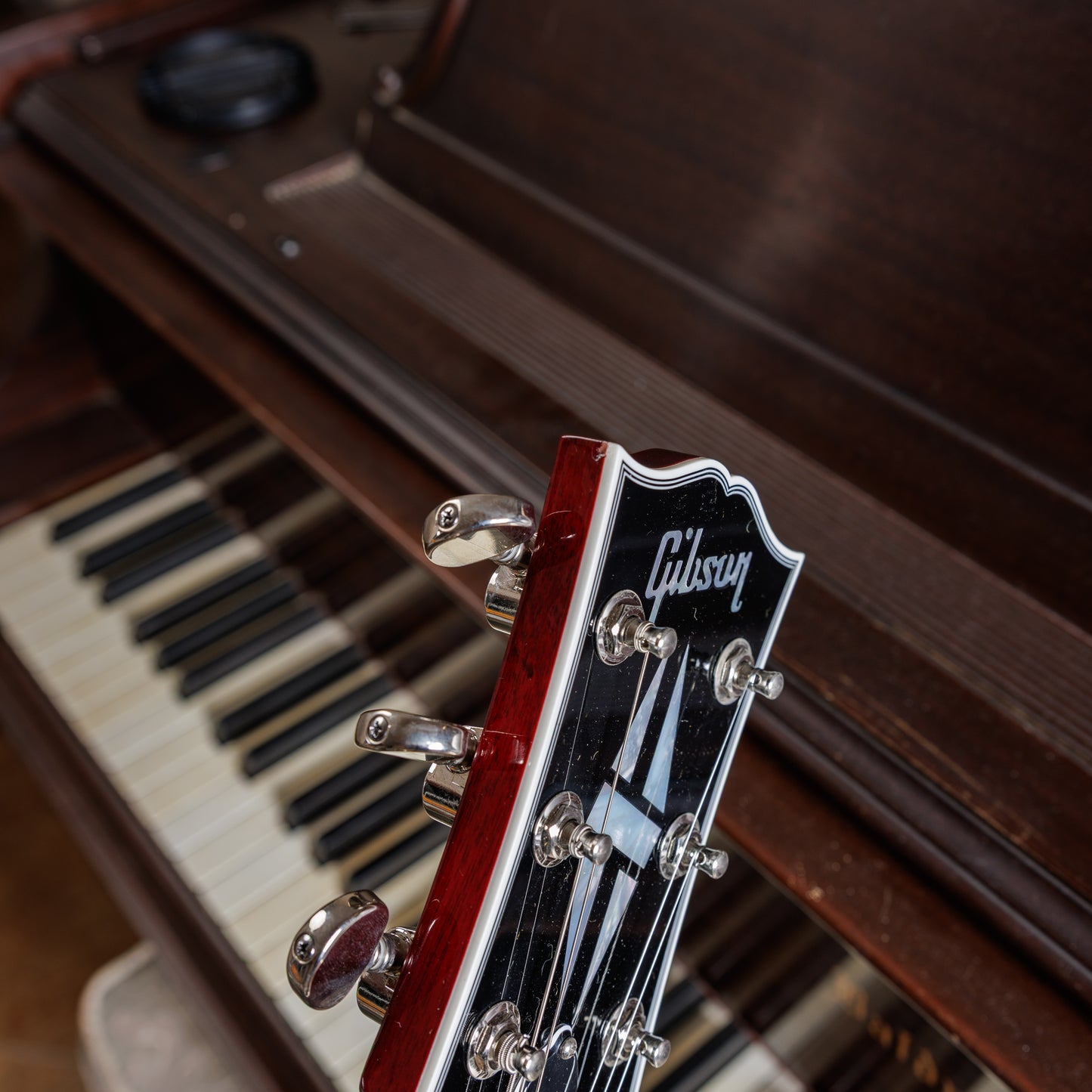 Gibson Les Paul Custom 2019 - Present - Wine Red