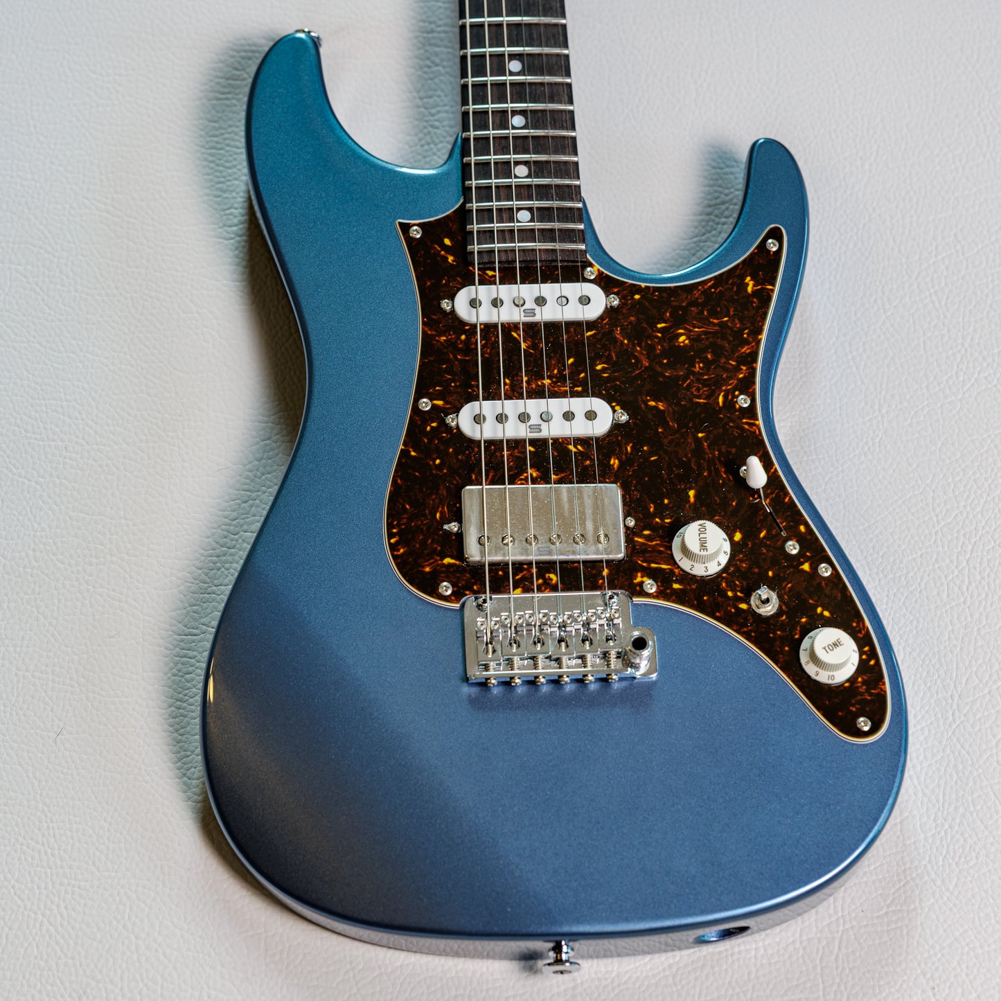 Ibanez AZ2204N-PBM Prestige 2021 - Present - Prussian Blue Metallic