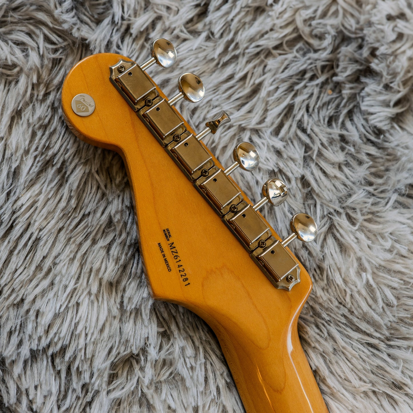 Fender Classic Player '60s Stratocaster with Rosewood Fretboard 2007 - 2018 - 3-Color Sunburst