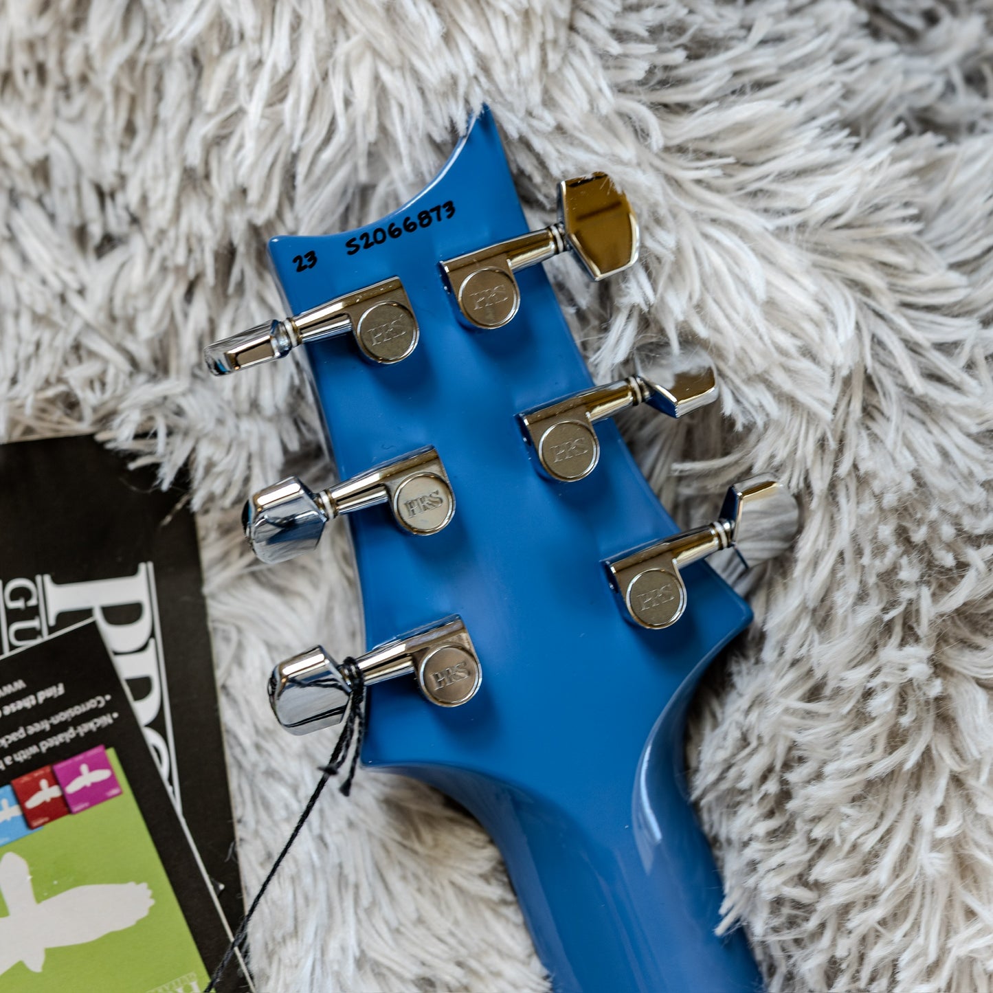 STUNNING PRS S2 Standard 24 with Pattern Thin Neck Profile 2022 - 2023 - Mahi Blue