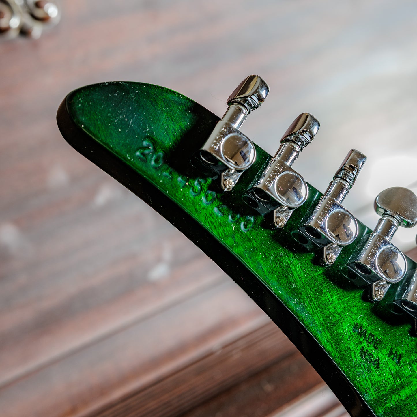Gibson Victory Figured Top 2024 - Present - Iguana Burst
