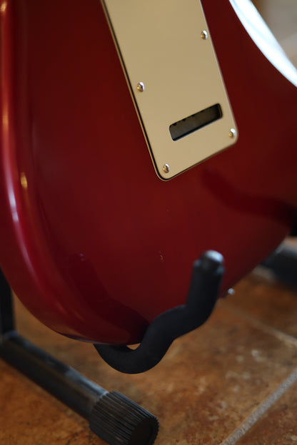 Fender FSR Limited Edition Standard Stratocaster HSS with Rosewood Fretboard 2010s - Candy Red Burst