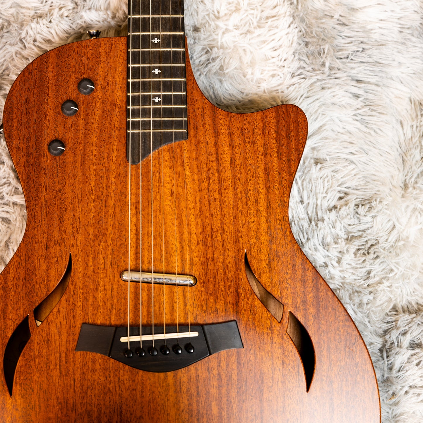 Taylor T5 Classic with Tropical Mahogany Top 2014 - 2017 - Natural