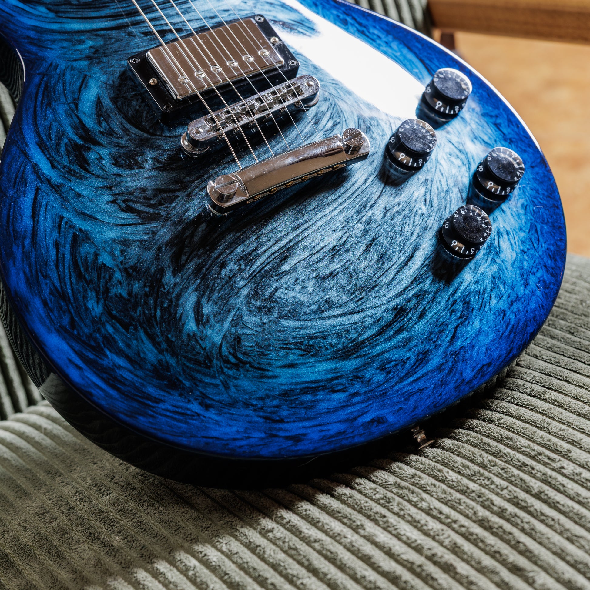 RARE Gibson USA Anniversary Nashville Flood Les Paul Studio 2011 - Blue Swirl Burst