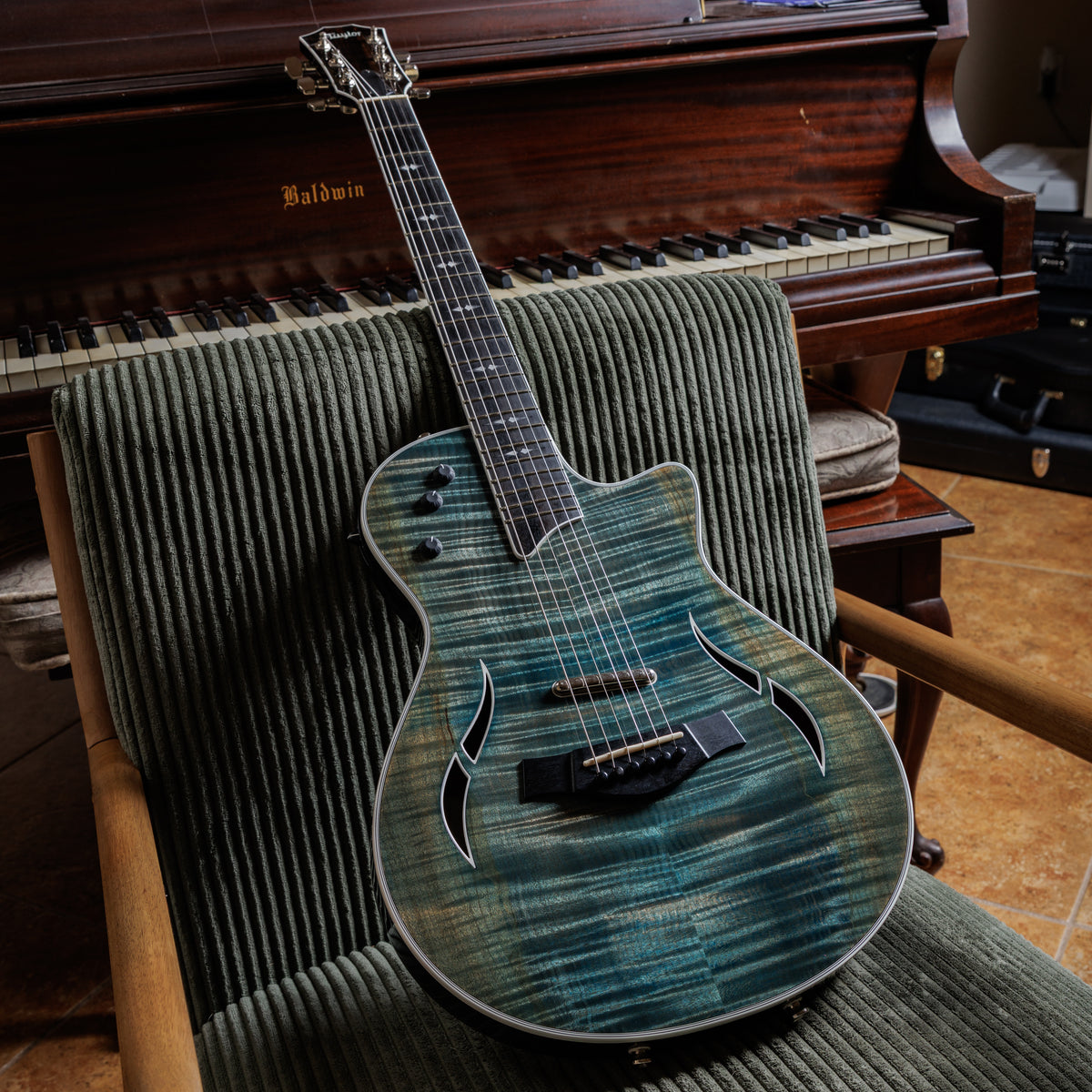 Taylor T5z Pro with Big Leaf Maple Top 2024 - Harbor Blue