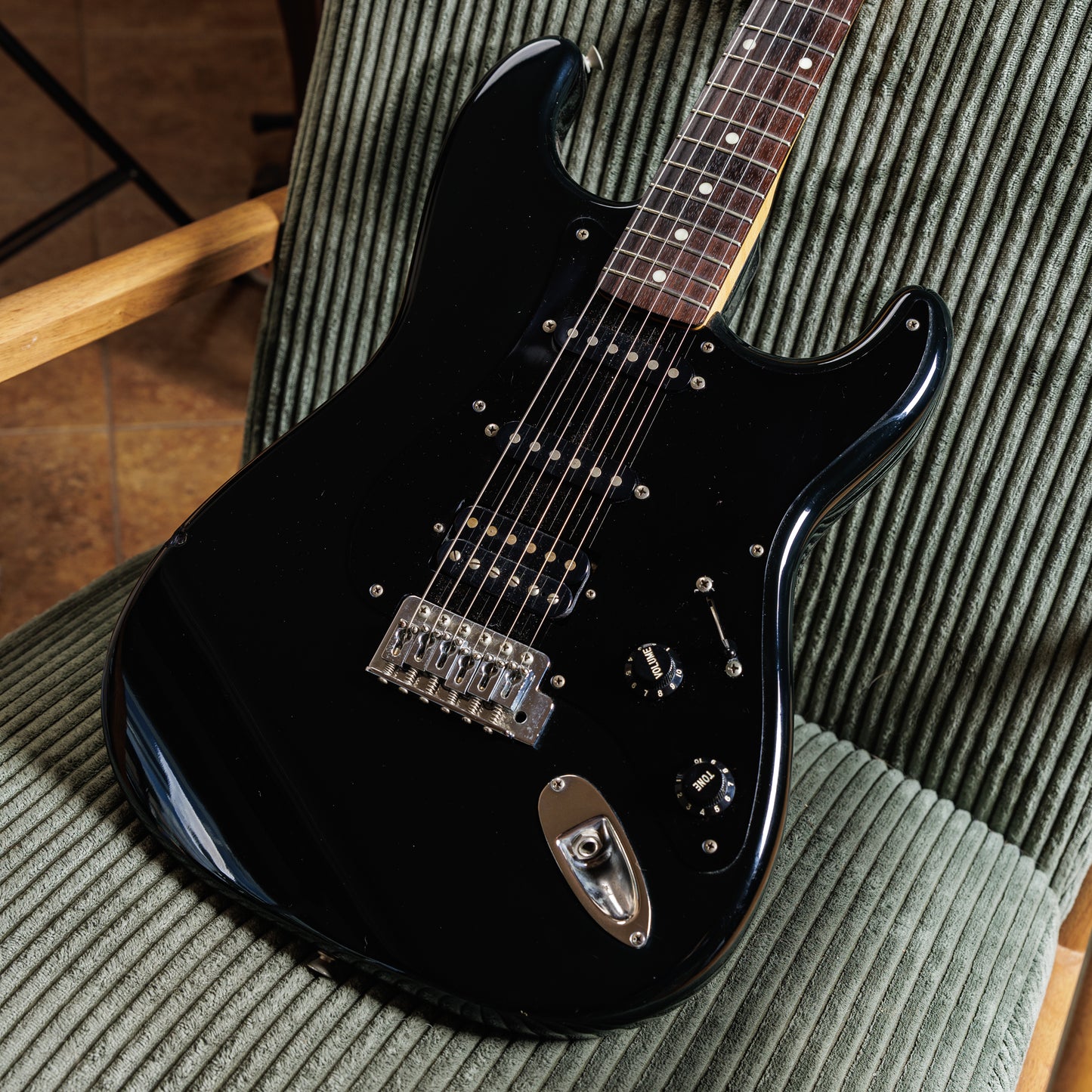 Fender Boxer Series Stratocaster MIJ