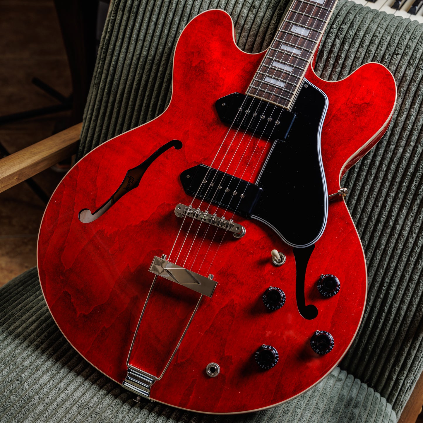 Gibson ES-330 2025 - Sixties Cherry