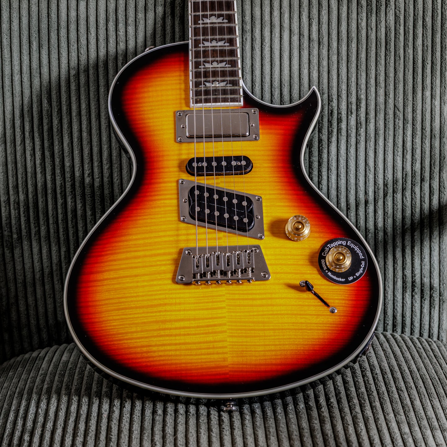 Epiphone Nighthawk Custom Reissue 2010 - 2013 - Fireburst