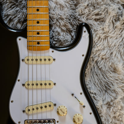 Like New Fender Jimi Hendrix Artist Series Signature Stratocaster 2016 - 2018 - Black