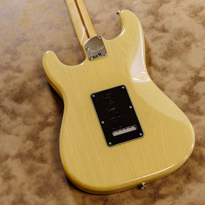 Fender Deluxe Stratocaster with Maple Fretboard 2017 - 2019 - Vintage Blonde
