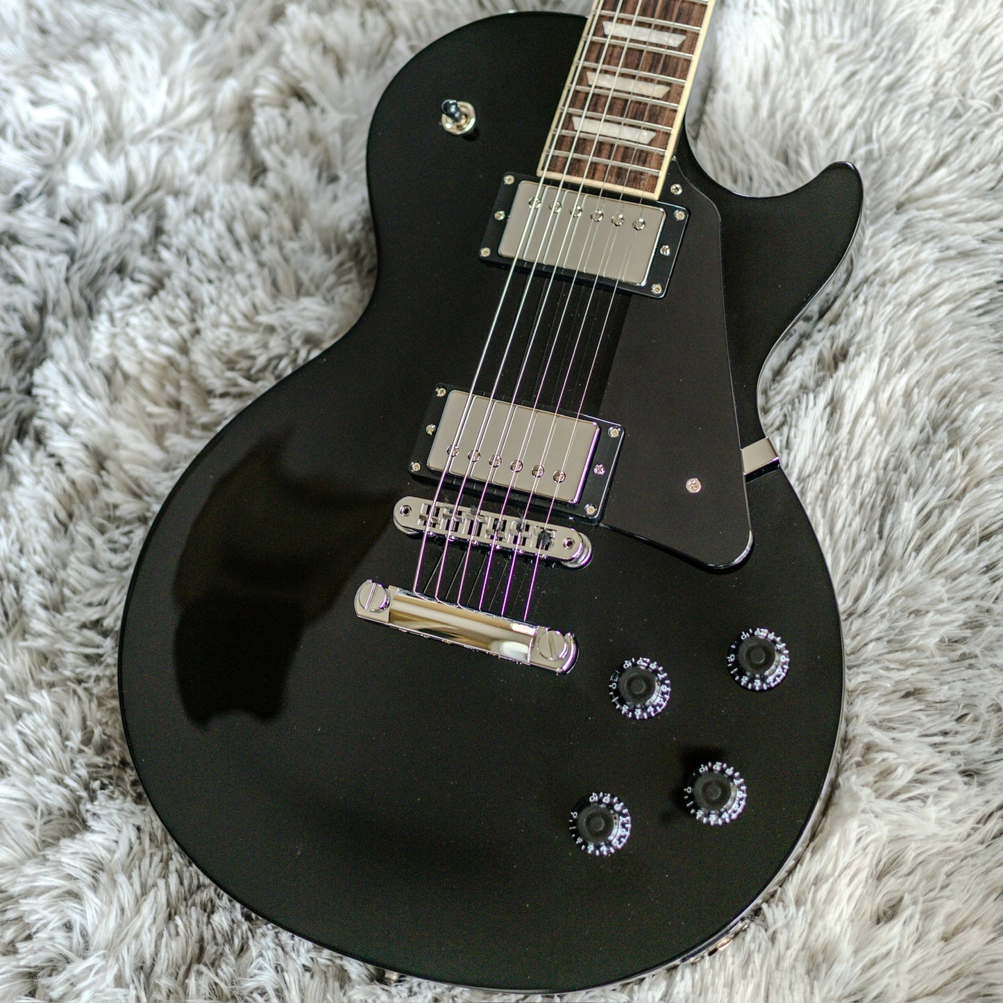 LIKE NEW Gibson Les Paul Studio 2024 - Present - Ebony
