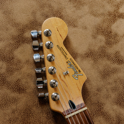 Fender Standard Stratocaster with Rosewood Fretboard 1998 - 2005 - Midnight Wine