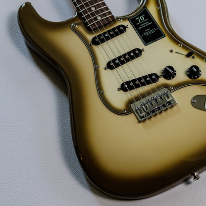 Fender 70th Anniversary Vintera II Stratocaster 2024 - Antigua
