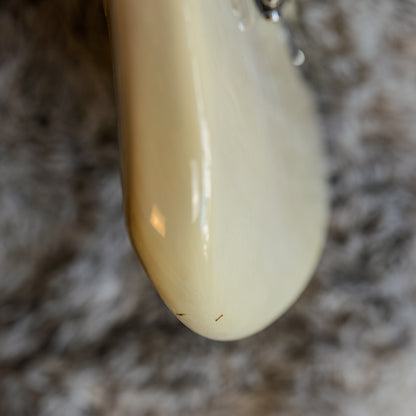 Fender Eric Johnson Stratocaster with Maple Fretboard 2005 - Present - White Blonde