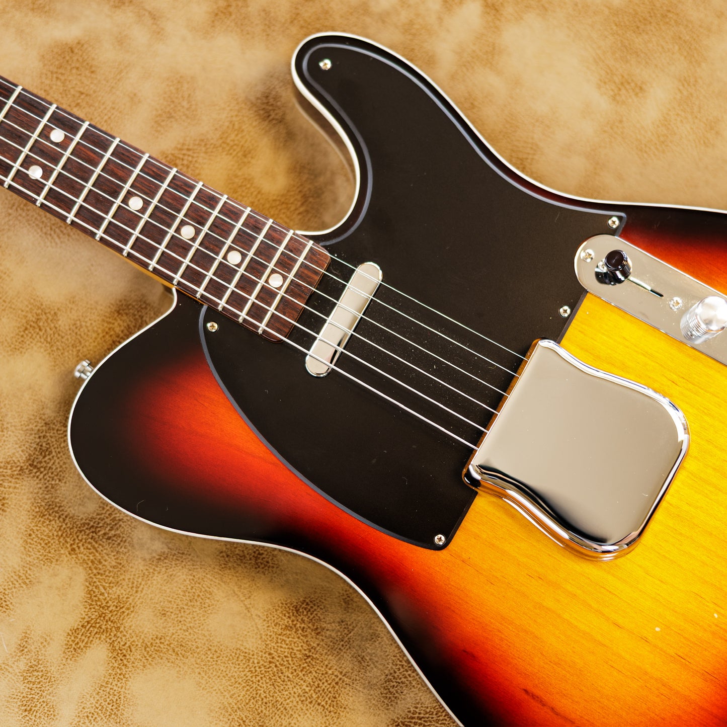 Fender American Original '60s Telecaster with Rosewood Fretboard 2018 - 2022 - 3-Color Sunburst