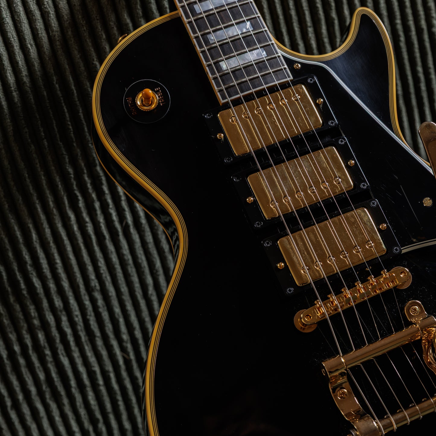 Gibson Custom Shop Historic 3-Pickup '57 Les Paul Custom Black Beauty Reissue with Bigsby 2026 - Ebony VOS