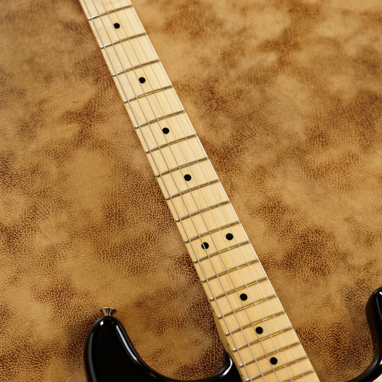 Fender Eric Clapton Artist Series Stratocaster with Vintage Noiseless Pickups 2001 - Present - Black