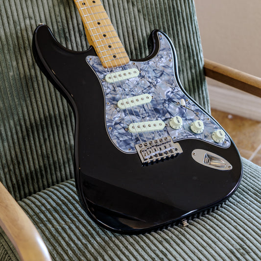 1998 Fender Standard Stratocaster – Black Maple Neck | Upgraded Pickguard | MIM