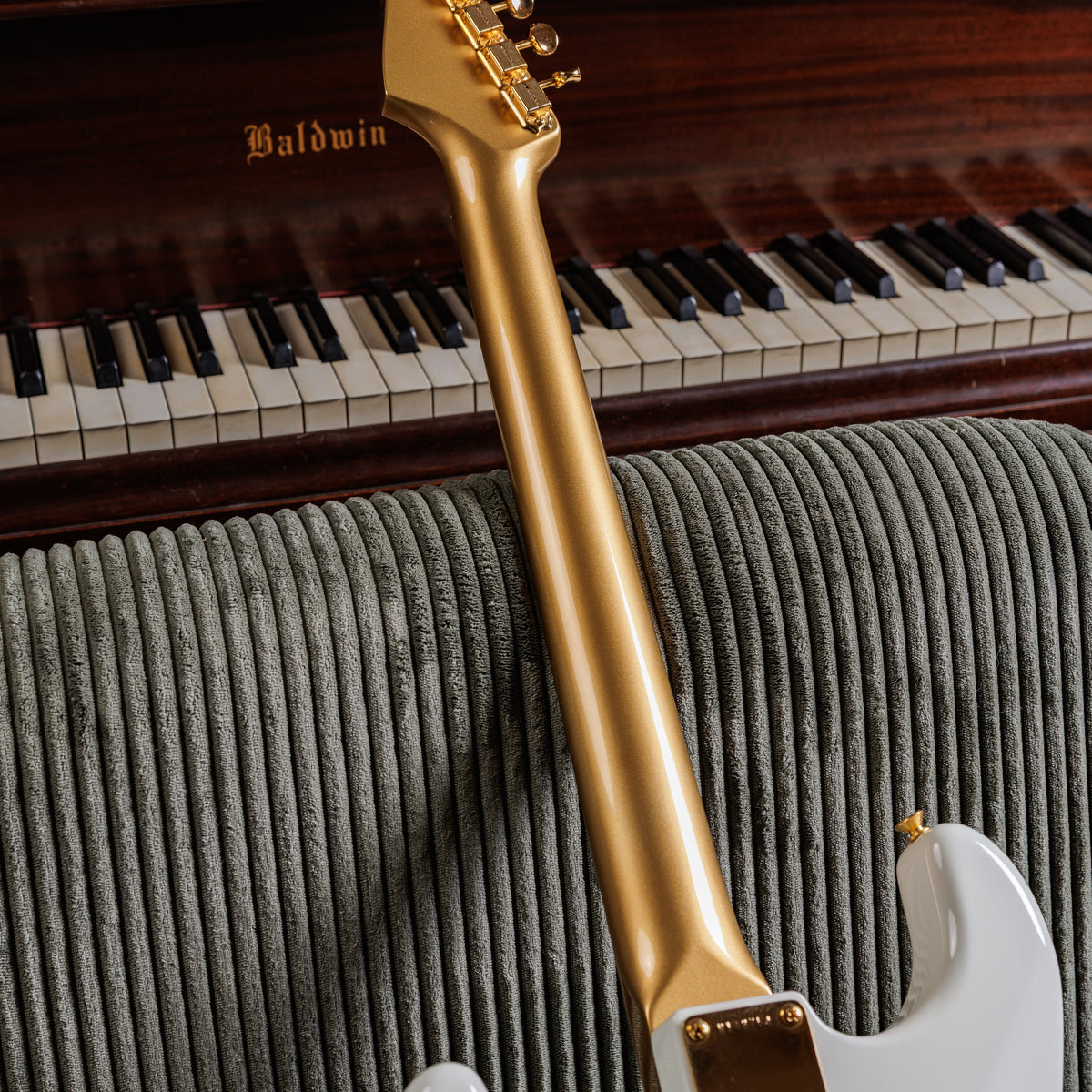 Fender Custom Shop 1959 Stratocaster NOS Olympic White / HLE Gold Lace Sensors