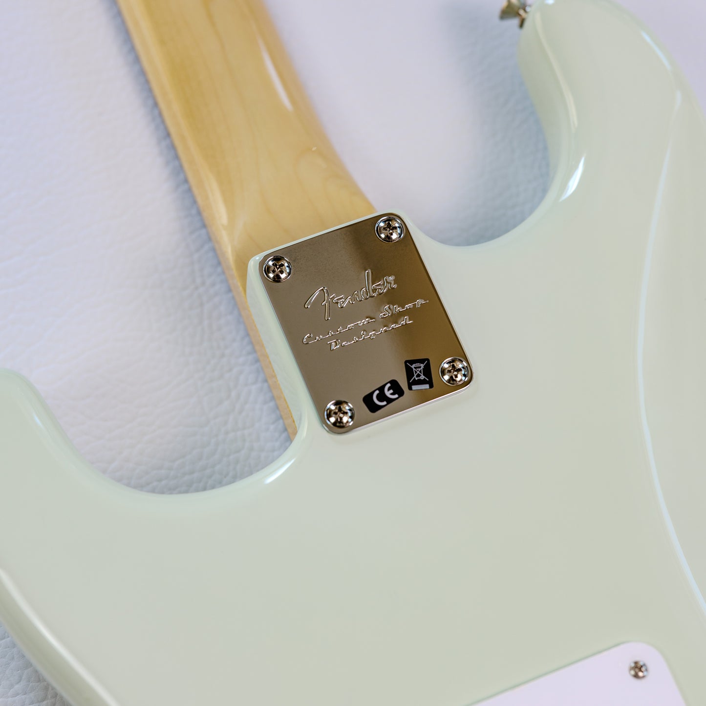 Fender Classic Player '60s Stratocaster with Pau Ferro Fretboard 2018 - Sonic Blue